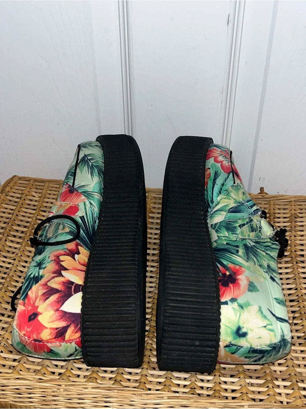 TUK Tropical print creepers